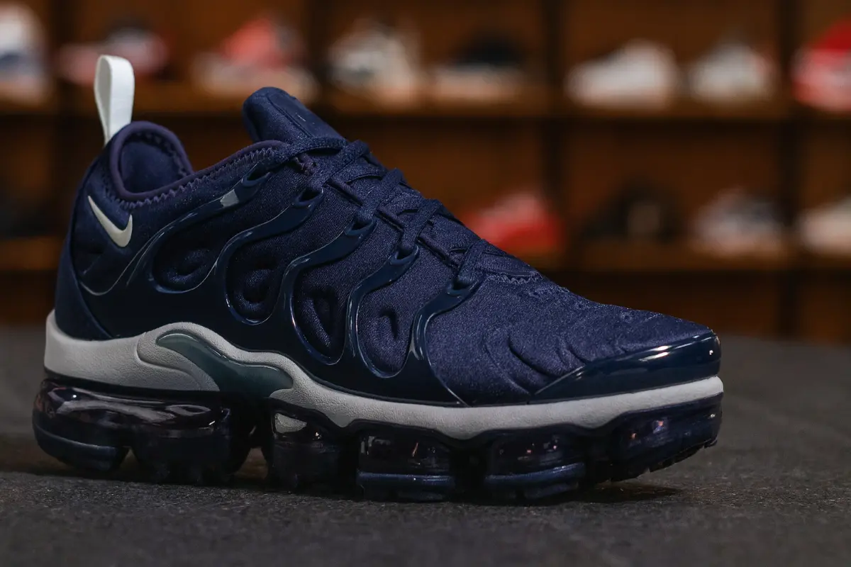 Nike-Vapormax-Plus