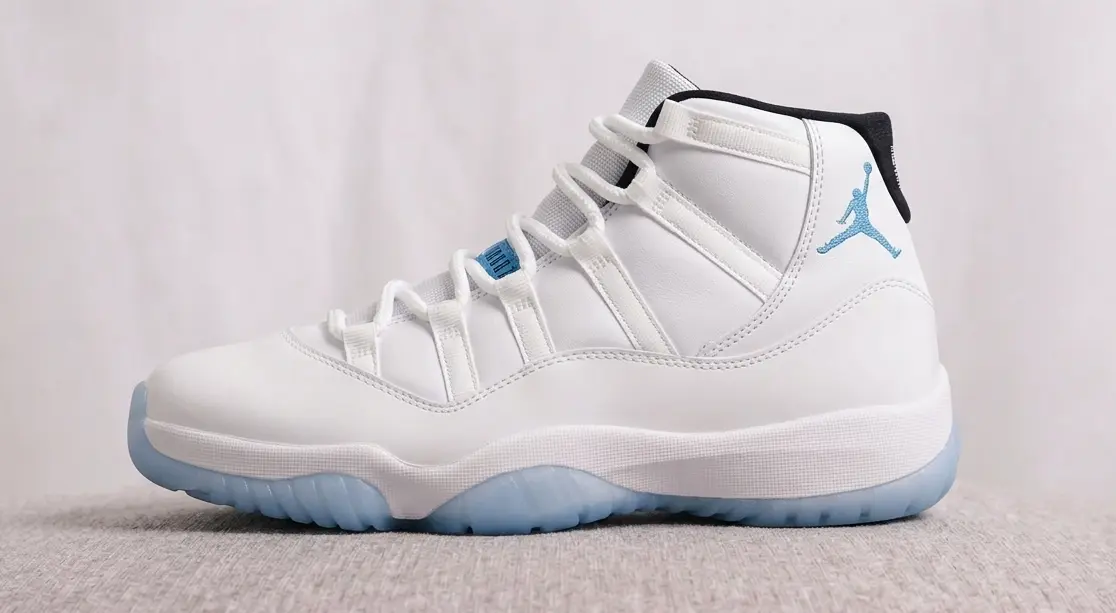 Air Jordan 11 Retro