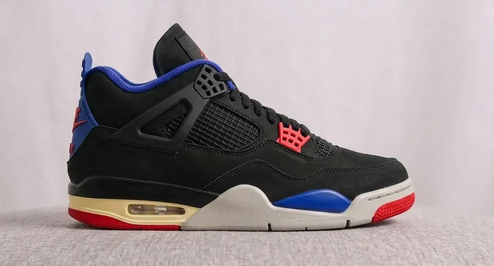 Air Jordan 4 Retro