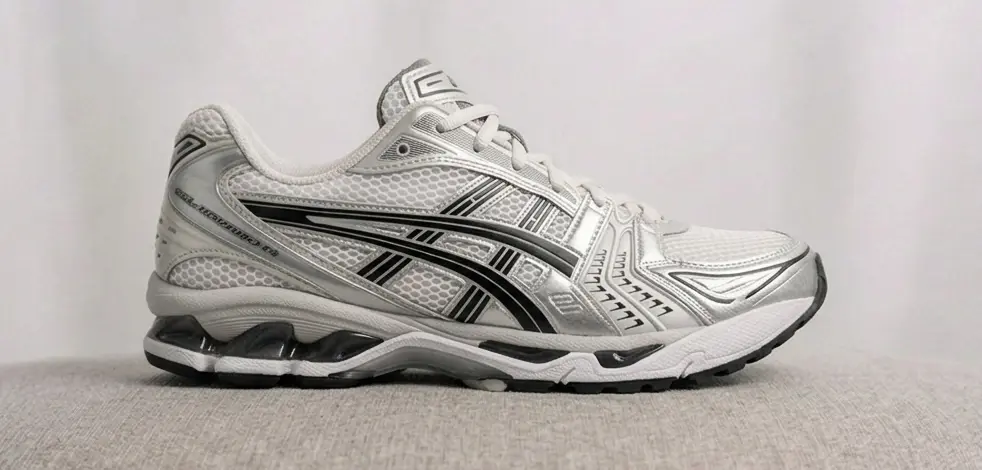 Asics-kayano-14-sizing