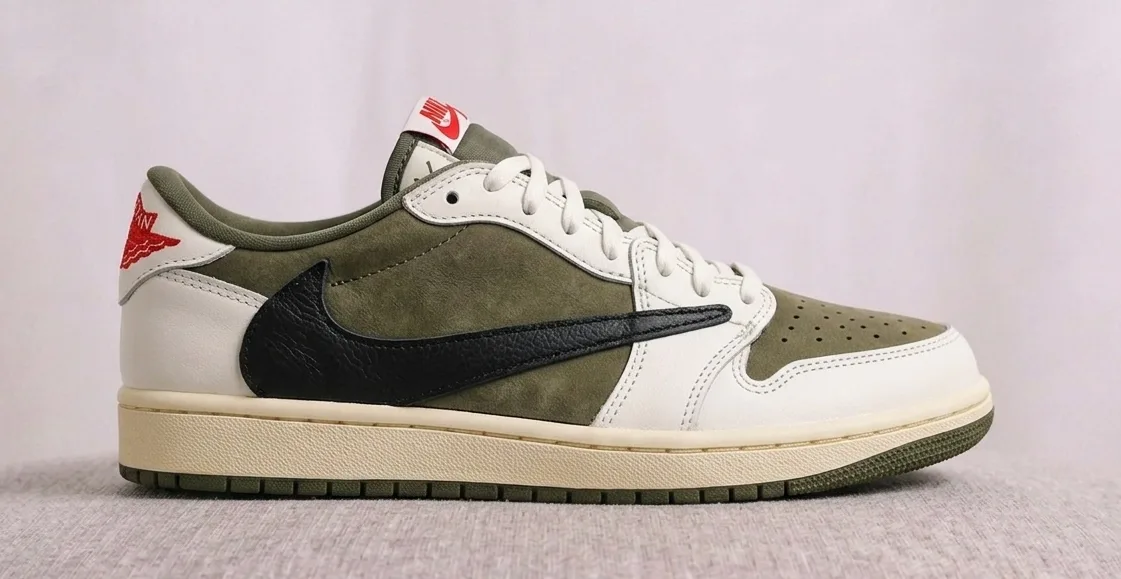Travis Scott x Air Jordan 1 Low OG SP