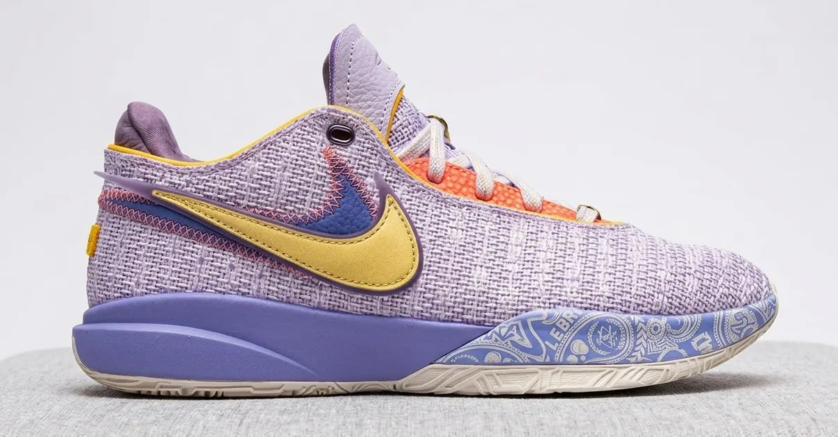 nike lebron 20