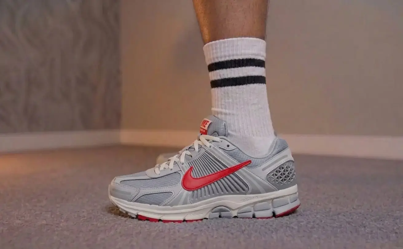 Nike-Zoom-Vomero-5