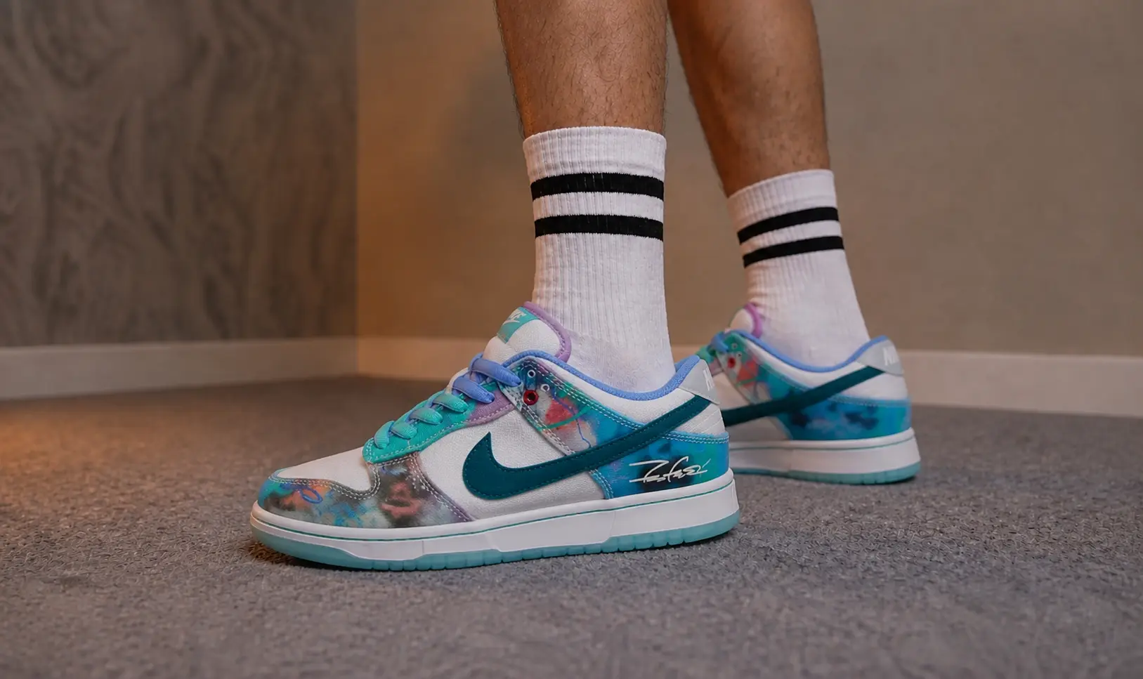 FUTURA-x-Nike-SB-Dunk-Low